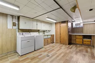 1241 Pleasantvue Dr, Pittsburgh, PA 15227 - Photo 20