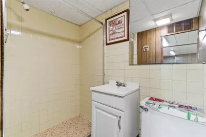 1241 Pleasantvue Dr, Pittsburgh, PA 15227 - Photo 18