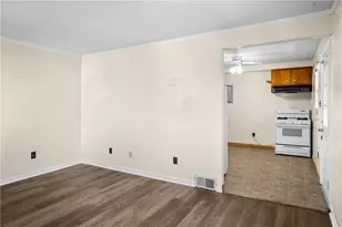 813 Lynda Ln, North Versailles, PA 15137 - Photo 6