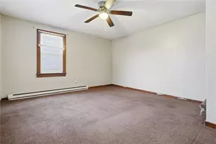 802 McKinley Ave, Vandergrift, PA 15629 - Photo 6