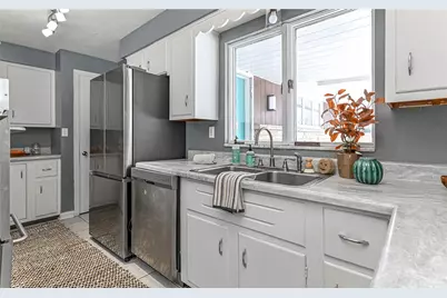 1962 Shady Oak Dr, Pittsburgh, PA 15101 - Photo 14