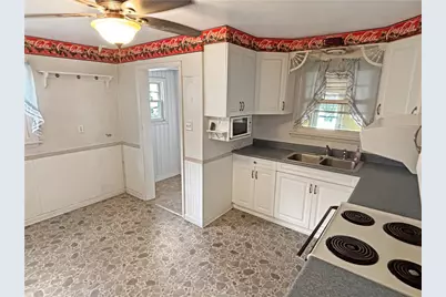 1701 Indiana Ave, Monaca, PA 15061 - Photo 12