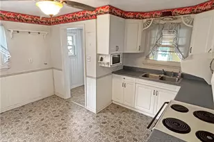 1701 Indiana Ave, Monaca, PA 15061 - Photo 12