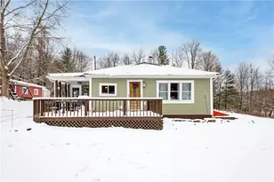 368 Fairview Rd, Fredonia, PA 16124 - Photo 1