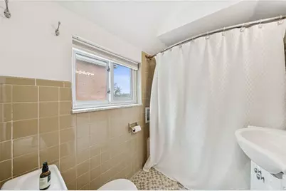 548 Ridge Ave, East Pittsburgh, PA 15112 - Photo 18