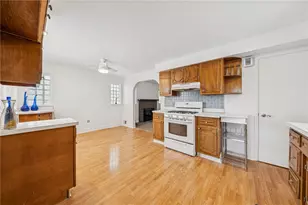 548 Ridge Ave, East Pittsburgh, PA 15112 - Photo 10