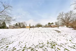 129 Byerly Dr, Penn Twp, PA 15644 - Photo 4