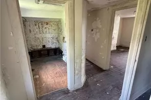 344 Smithfield St, Union Township, PA 16101 - Photo 12