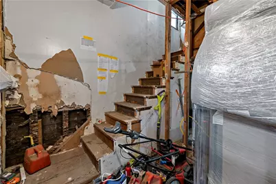 1512 Arlington Ave, Pittsburgh, PA 15210 - Photo 14