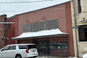 107 E North St, New Castle, PA 16101 - Photo 1