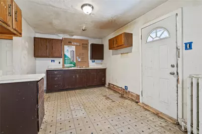 301 Hawkins Ave, Braddock, PA 15104 - Photo 12