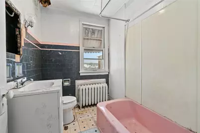 301 Hawkins Ave, Braddock, PA 15104 - Photo 16