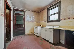 138 S 5th St, Duquesne, PA 15110 - Photo 38