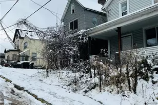 1712 Converse St, McKeesport, PA 15132 - Photo 4