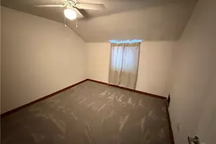 327 MacFarlane Dr, Pittsburgh, PA 15235 - Photo 18