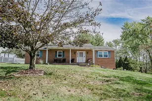 979 Barclay Rd, White Township, PA 15701 - Photo 1