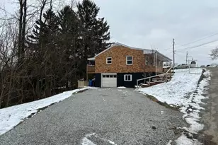 111 Eastern Dr, Lower Burrell, PA 15068 - Photo 34