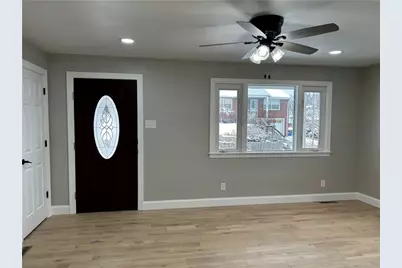 111 Eastern Dr, Lower Burrell, PA 15068 - Photo 4