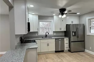 111 Eastern Dr, Lower Burrell, PA 15068 - Photo 12