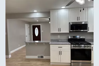 111 Eastern Dr, Lower Burrell, PA 15068 - Photo 14