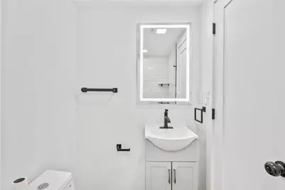 686 Filmore Rd, Pittsburgh, PA 15221 - Photo 14