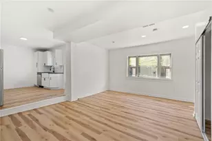 33 Pius St, Pittsburgh, PA 15203 - Photo 8