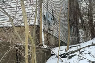 3061 Chartiers Ave, Pittsburgh, PA 15204 - Photo 24