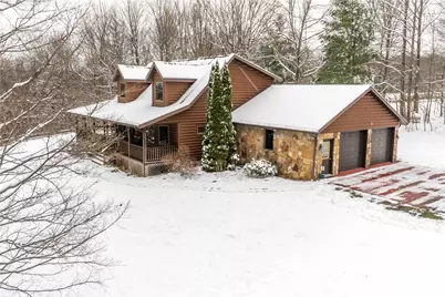 17 Farm Ln, Stewart Twp, PA 15470 - Photo 2