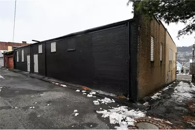 211 Fallowfield Ave, Charleroi Boro, PA 15022 - Photo 4