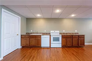 6028 Triple Crown Cir, Hempfield Township, PA 15601 - Photo 44