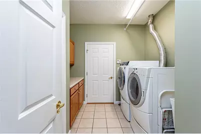 6028 Triple Crown Cir, Hempfield Township, PA 15601 - Photo 36