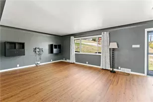 225 Larson Blvd, Rostraver, PA 15012 - Photo 10