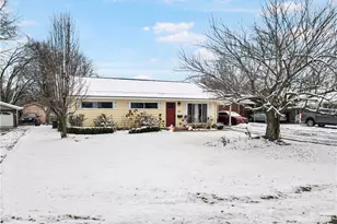 308 Eisenhower Dr, Harrison Township, PA 15065 - Photo 2