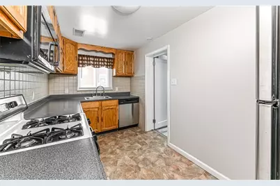 2851 Bella Vista Dr, Hampton, PA 15101 - Photo 10