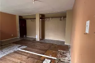 250 Mountain Rd, Georges Township, PA 15401 - Photo 6