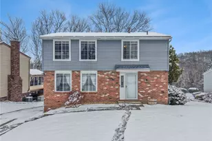 123 Penncrest Dr, White Oak, PA 15131 - Photo 1