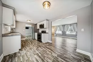 123 Penncrest Dr, White Oak, PA 15131 - Photo 8