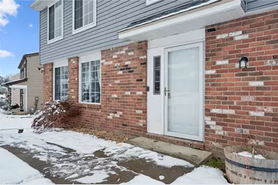 123 Penn Crest Dr, White Oak, PA 15131 - Photo 2