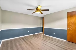 25 Carol Dr, Collier Township, PA 15106 - Photo 12