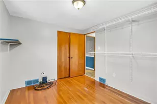 25 Carol Dr, Collier Township, PA 15106 - Photo 10