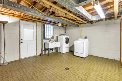 25 Carol Dr, Collier Township, PA 15106 - Photo 24