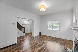 215 Center Ave, Greensburg, PA 15601 - Photo 10