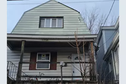 830 Frank St, McKees Rocks, PA 15136 - Photo 1