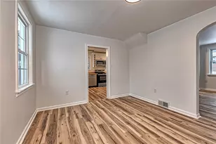 24 S 6th St, Youngwood, PA 15697 - Photo 10