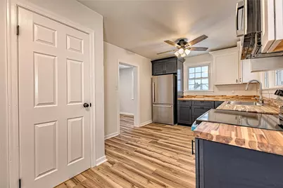 24 S 6th St, Youngwood, PA 15697 - Photo 4