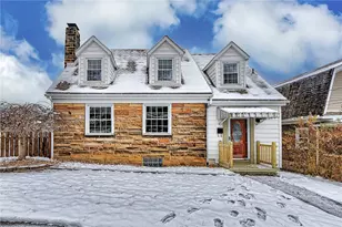 24 S 6th St, Youngwood, PA 15697 - Photo 1