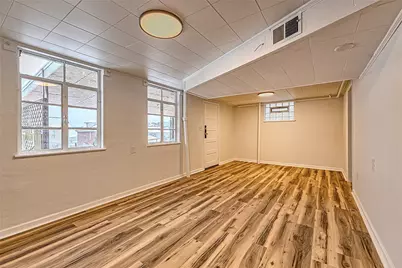 24 S 6th St, Youngwood, PA 15697 - Photo 30