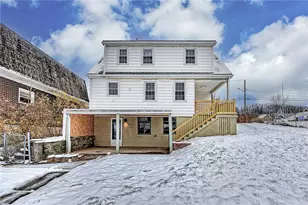 24 S 6th St, Youngwood, PA 15697 - Photo 36