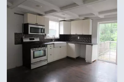 931 Mapletown, Greensboro, PA 15338 - Photo 6