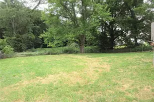 931 Mapletown, Greensboro, PA 15338 - Photo 4